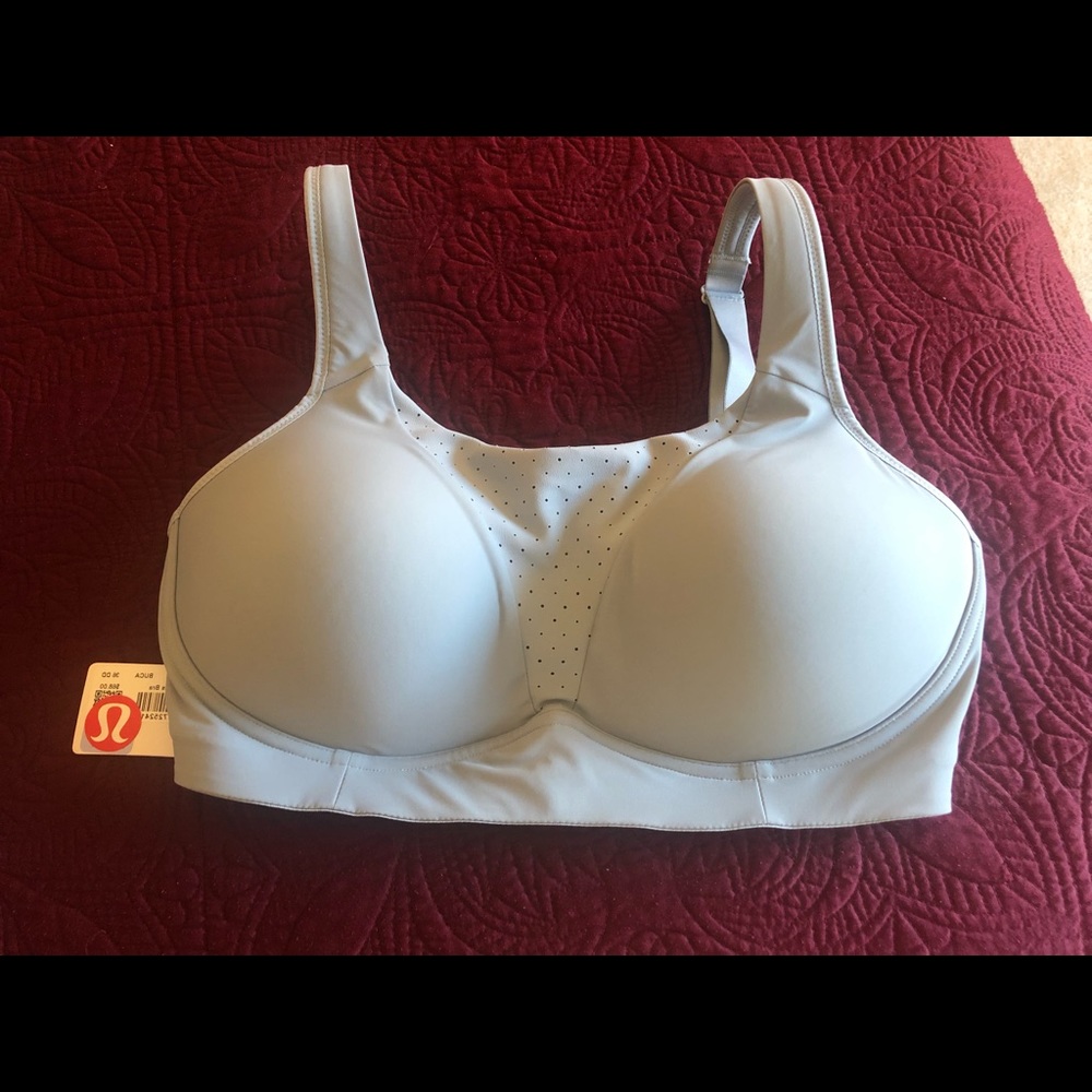 Lululemon sport bra